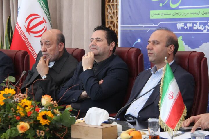 اتاق ایران با منطقهبندی جغرافیایی اتاقهای بازرگانی به دنبال تحول اقتصاد کشور است