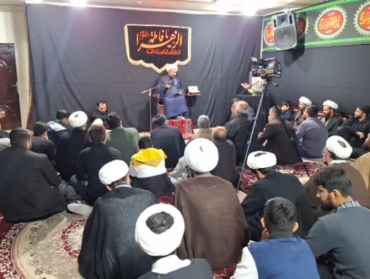 مراسم عزاداری شب شهادت حضرت فاطمه زهرا(س)در کامیاران برگزار شد مراسم عزاداری شب شهادت حضرت فاطمه زهرا(س)در کامیاران برگزار شد