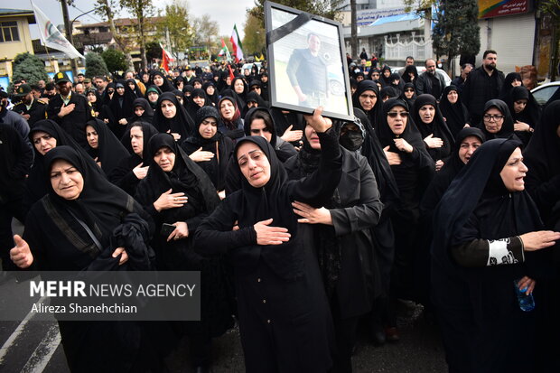 مراسم تشییع شهید «مهیار کیازاده» در زادگاهش روستای اسلام آباد