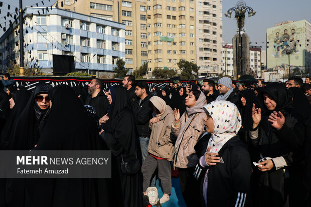 اجتماع بزرگ هیئت های فاطمی در میدان فاطمی