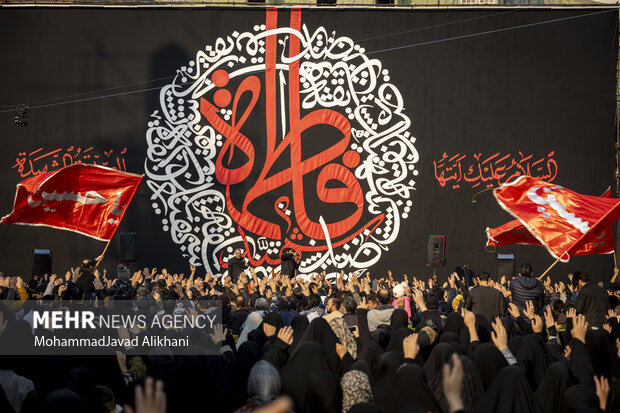 حجت الاسلام باباخانی: دوگانه‌سازی میان هیئت و تجمع اشتباه است