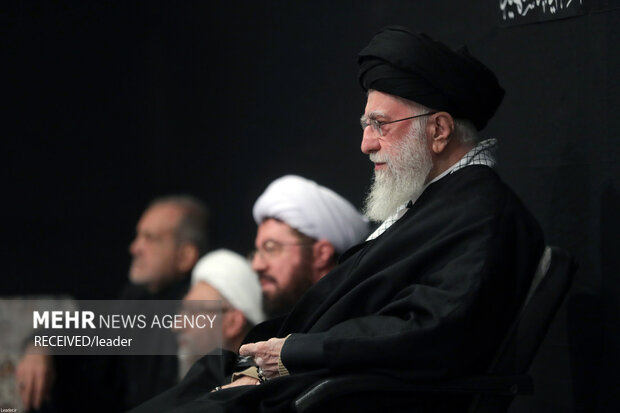 Leader at mourning session for prophet's daughter