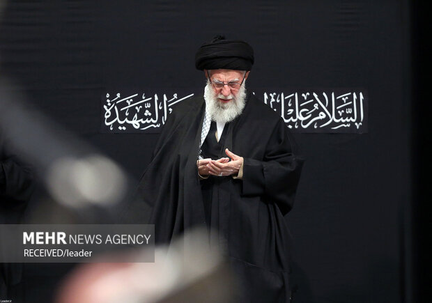 Leader at mourning session for prophet's daughter