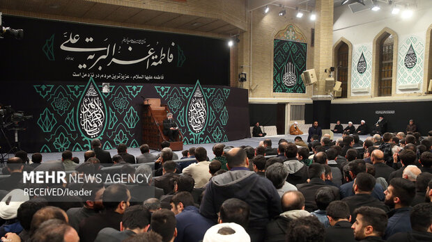 Leader at mourning session for prophet's daughter