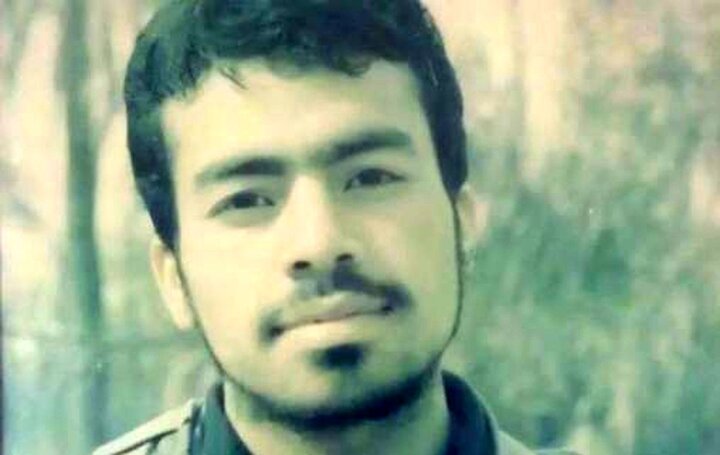 گلولهها برگلویم ببارید تا نزد حضرت زهرا(س) شرمنده نباشم