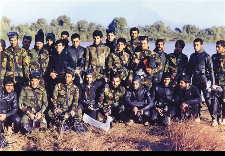 گلولهها برگلویم ببارید تا نزد حضرت زهرا(س) شرمنده نباشم