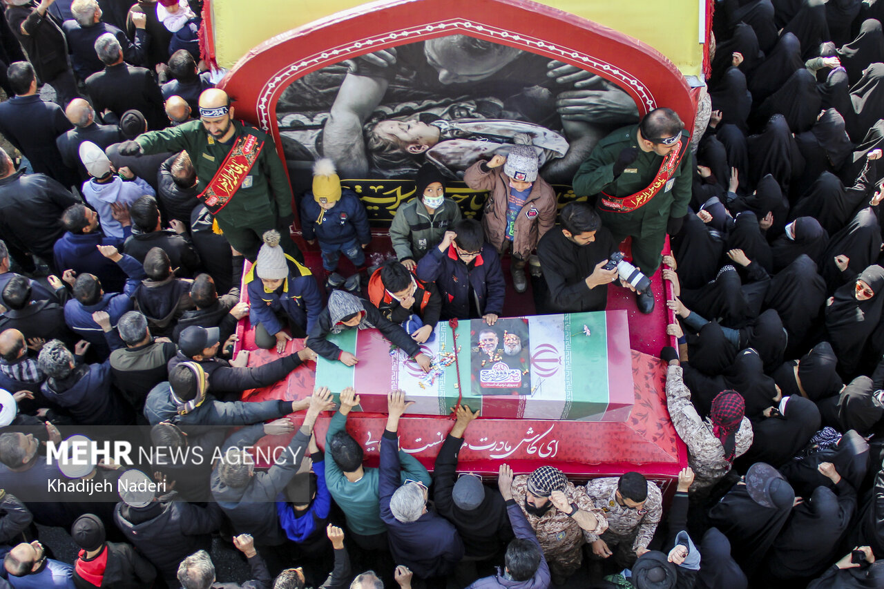 شبی که اصفهان دوباره با شهدا عهد بست