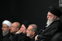 Leader attends 5th night of Fatemiyeh mourning ceremony