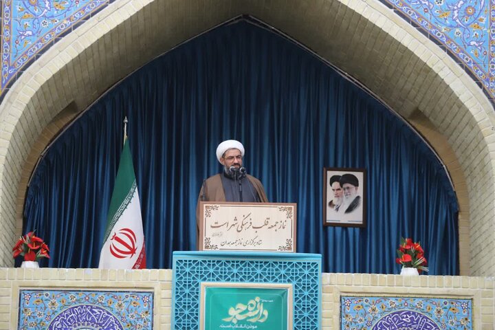دانشجویان برای حل مشکلات مطالبهگری کنند