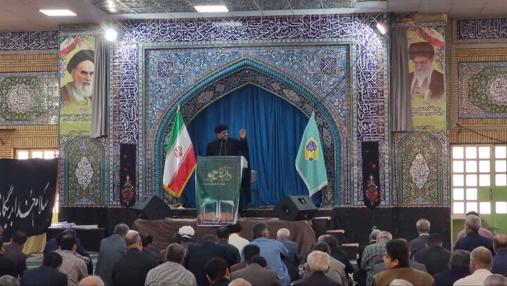 تشریح پیشرفتهای ایران اسلامی از وظایف دانشجویان است