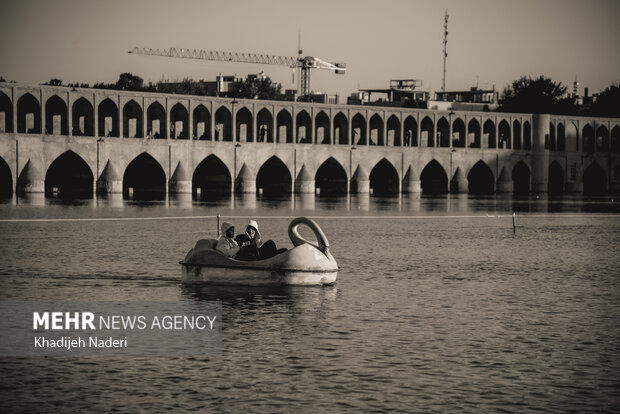 Zayenderud Nehri'nden anılarda kalan kareler