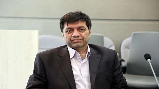 بارانداز شپش در مدارس خراسان شمالی؛ شیوع شپش در بین دختران دانش آموز بارانداز شپش در مدارس خراسان شمالی؛ شیوع شپش در بین دختران دانش آموز