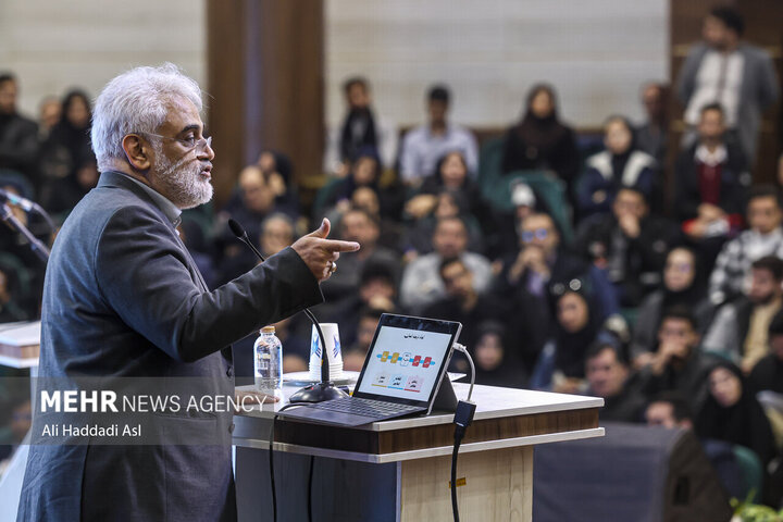 طهرانچی: رشتههای مهندسی در لبه پرتگاه قرار دارند