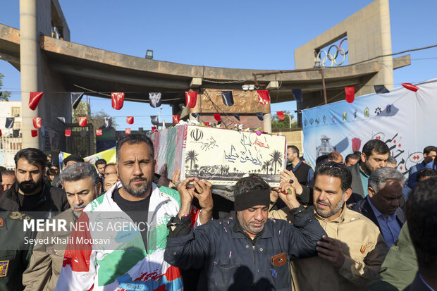 تشییع پیکر شهید گمنام در اداره کل ورزش و جوانان خوزستان