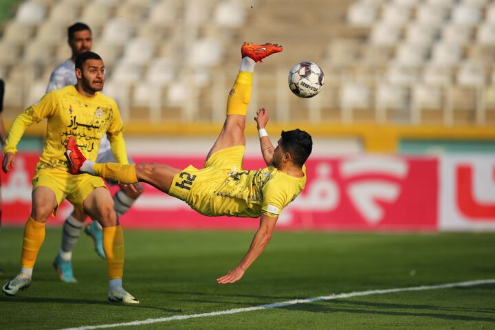 پیروزی بالانشینان در لیگ دسته اول فوتبال؛ فجر به لیگ برتر نزدیکتر شد پیروزی بالانشینان در لیگ دسته اول فوتبال؛ فجر به لیگ برتر نزدیکتر شد
