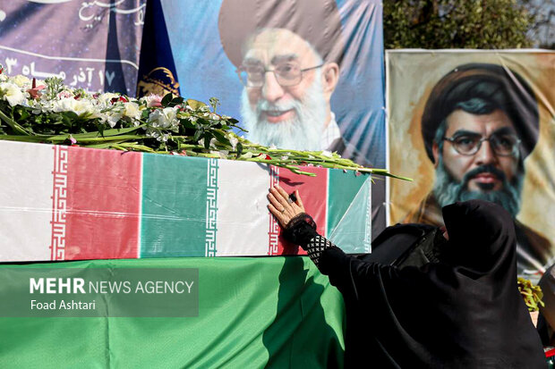 تشییع و تدفین شهید گمنام در اردوگاه فرهنگی الزهرا (س) 8