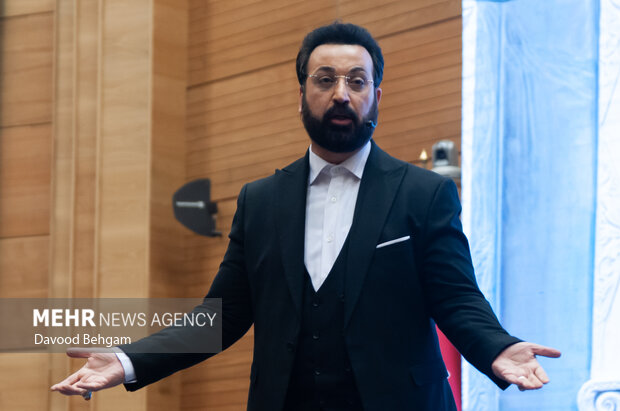 آئین رونمایی از کتاب «سه خواهرون» در مشهد 4