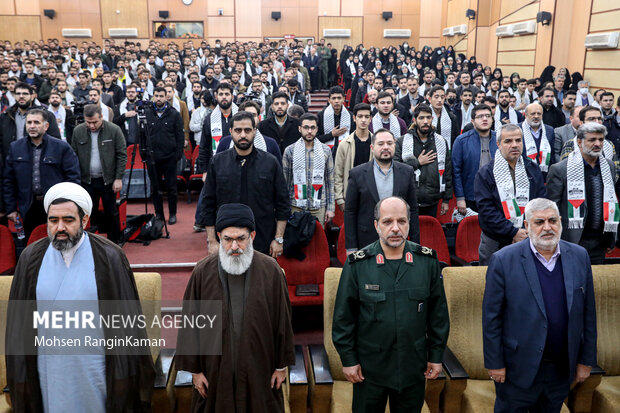 همایش روز دانشجو در دانشگاه جامع امام حسین (علیه‌السلام)