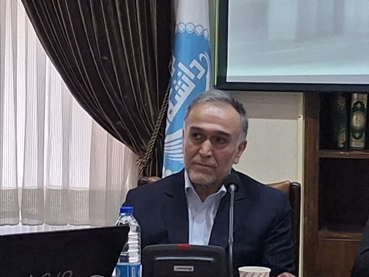 توسعه کمی دانشگاهها ضربه بزرگی به کشور زد