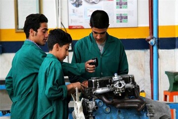 تحصیل ۴۶ درصد دانش آموزان کرمانی در هنرستان‌ها