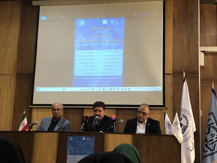 جمهوری اسلامی ایران الگویی موفق در خصوص رعایت حقوق اقلیتها است
