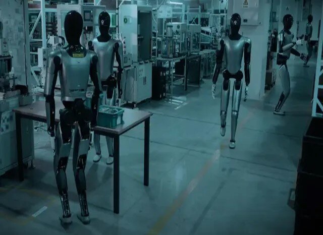 آغاز برگزاری اولین دوره مسابقات جهانی رباتهای انساننما از فردا آغاز برگزاری اولین دوره مسابقات جهانی رباتهای انساننما از فردا