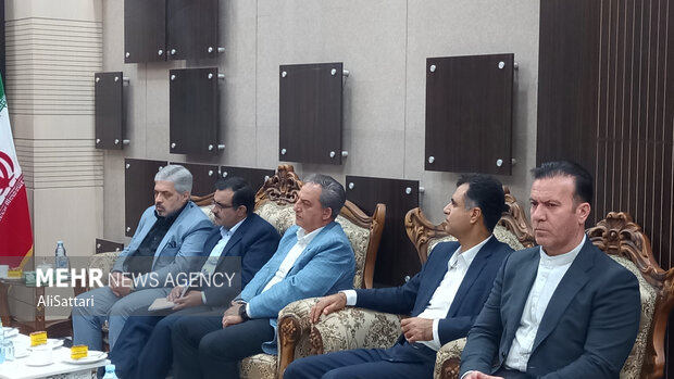 معاون استاندار هرمزگان: صندوق سرمایهگذاری مشترک بین هرمزگان و کشور قرقیزستان ایجاد شود