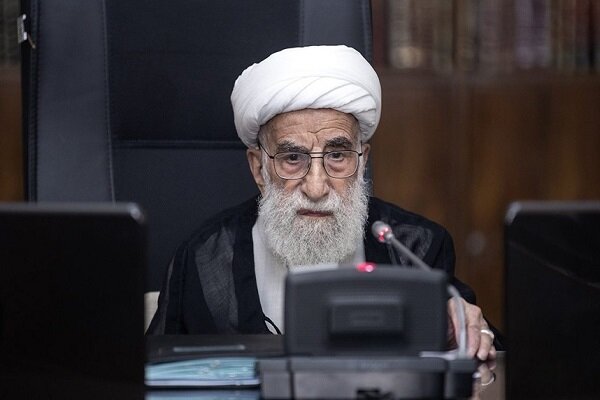آیتالله جنتی: آمریکا بزرگترین ناقض حقوق بشر است