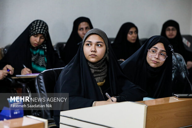 کارگاه آموزش «اصول و فنون روابط عمومی» در مشهد