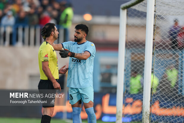 لیگ برتر فوتبال - پرسپولیس و ملوان