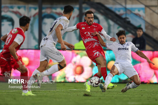 لیگ برتر فوتبال - پرسپولیس و ملوان