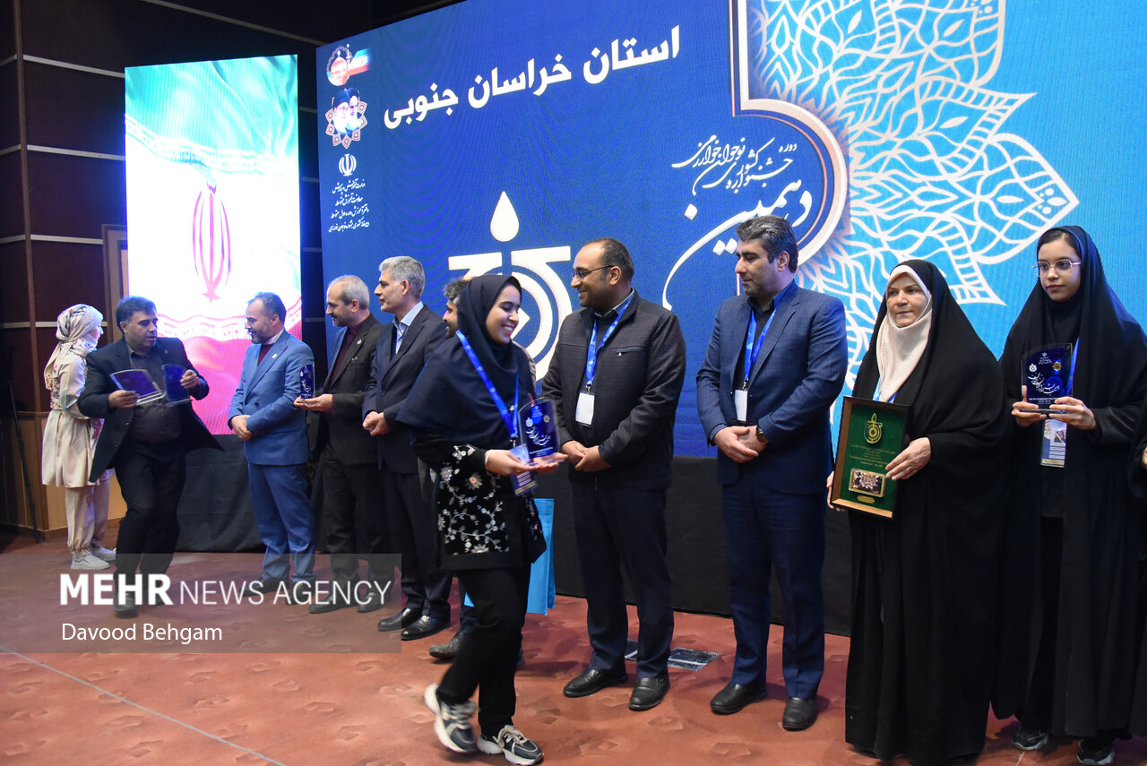 حضور بیش از ۲ میلیون دانش آموز در مرحله مدرسه ای جشنواره خوارزمی
