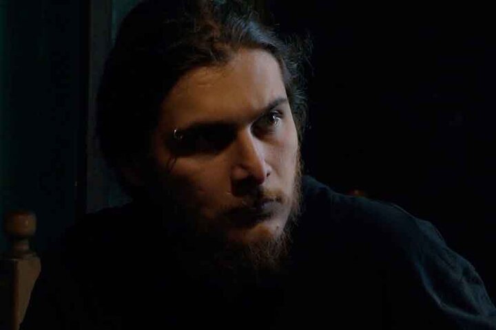 «کابین»؛ کلیشهزدایی از نسل زد ایرانی یا نمایش بطالت محض