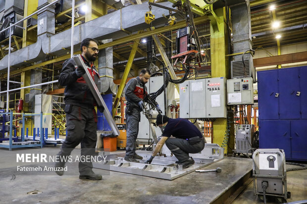 انقباض ارزی مانع جهش تولید؛ وقتی به کدواژههای اقتصادی بی توجهی می شود