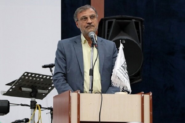 احمد مرادی: زیرساختهای بندرعباس باید برای پذیرایی از گردشگران توسعه یابد