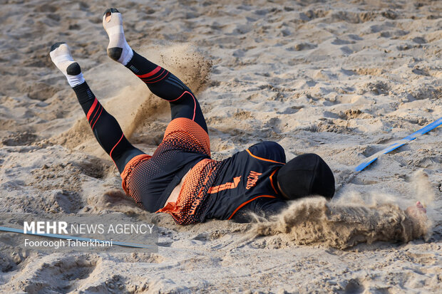 اختتامییه لیگ برتر والیبال ساحلی 32