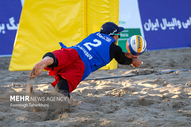 اختتامییه لیگ برتر والیبال ساحلی 42