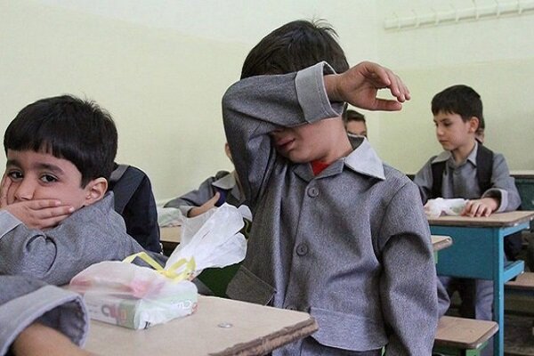 معلم بلاگرها مجازات میشوند؛ چتر قانون بر سر دانش آموزان در فضای مجازی