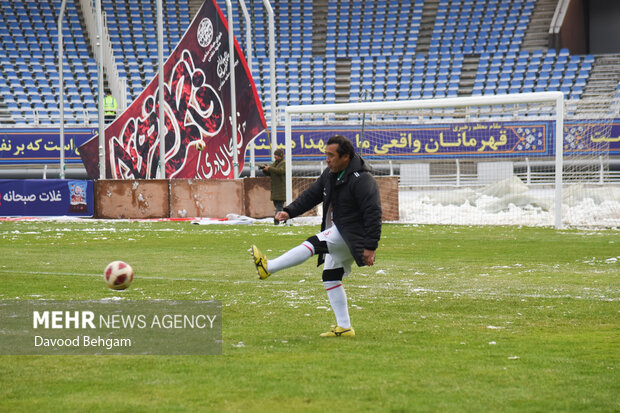 دیدار خیریه فوتبال - منتخب تیم ملی ۹۸ و منتخب خراسان