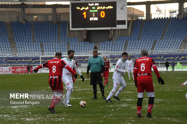 دیدار خیریه فوتبال - منتخب تیم ملی ۹۸ و منتخب خراسان