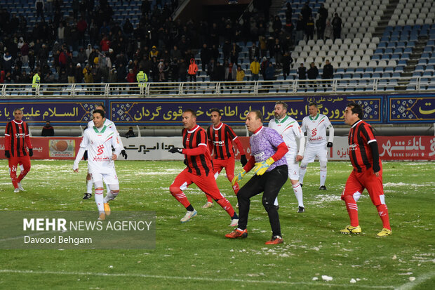 دیدار خیریه فوتبال - منتخب تیم ملی ۹۸ و منتخب خراسان