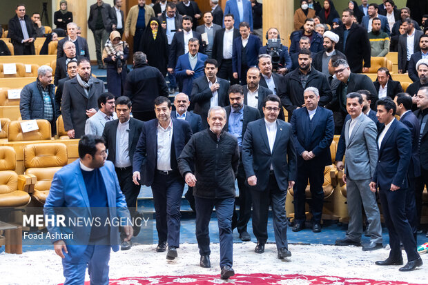 انتقاد رضایی از مراسم تجلیل: هنوز بلد نیستیم مهمانان را اولویتبندی کنیم