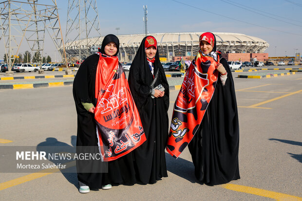 لیگ برتر فوتبال - سپاهان و پرسپولیس