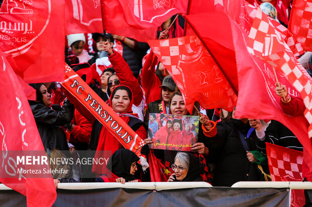 لیگ برتر فوتبال - سپاهان و پرسپولیس