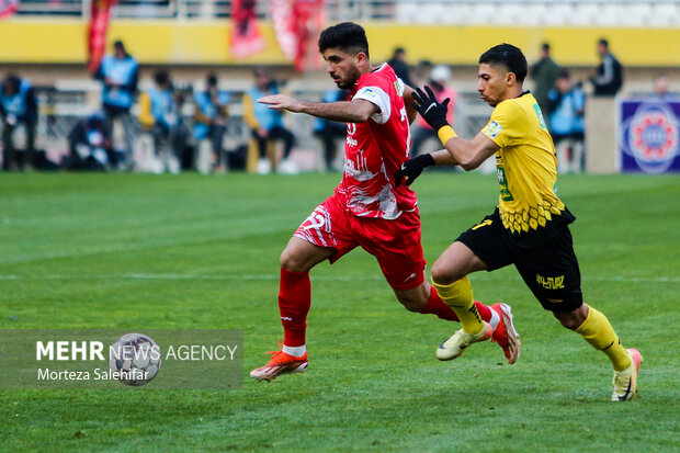 لیگ برتر فوتبال - سپاهان و پرسپولیس