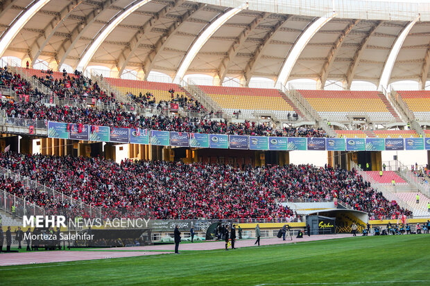 لیگ برتر فوتبال - سپاهان و پرسپولیس