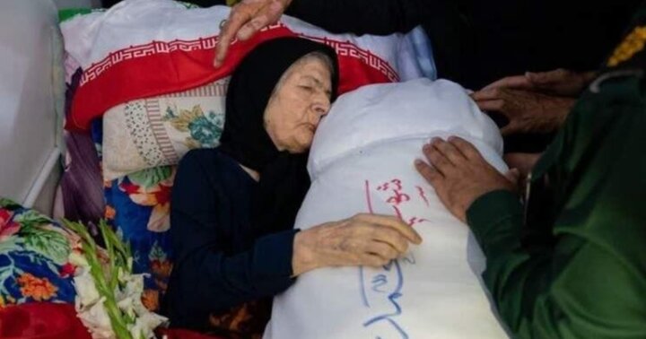 قلبهایی که هنوز میتپند؛ روایتی از مادران و همسران شهدا