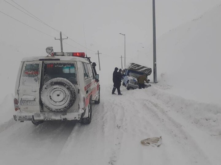 نجاتگران هلال احمر ۵۴۰ نفر را در کولاک خلخال اسالم نجات دادند