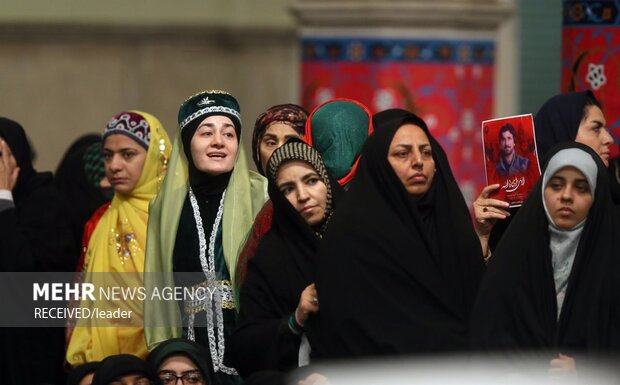 Iranian women, mothers symbol of 'pure love, sacrifice'