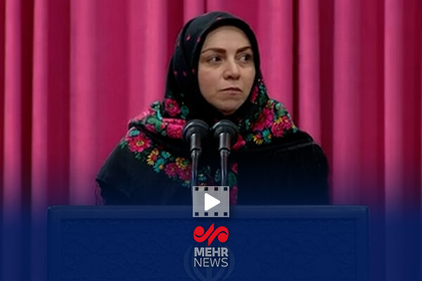 ابراز نگرانی لیلی عاج از رواج آثار ضعیف درام در دیدار با رهبرانقلاب ابراز نگرانی لیلی عاج از رواج آثار ضعیف درام در دیدار با رهبرانقلاب